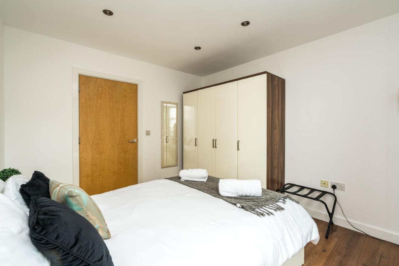 Fast Internet One Bedroom Apartment In Greater London, Id Required Exteriér fotografie