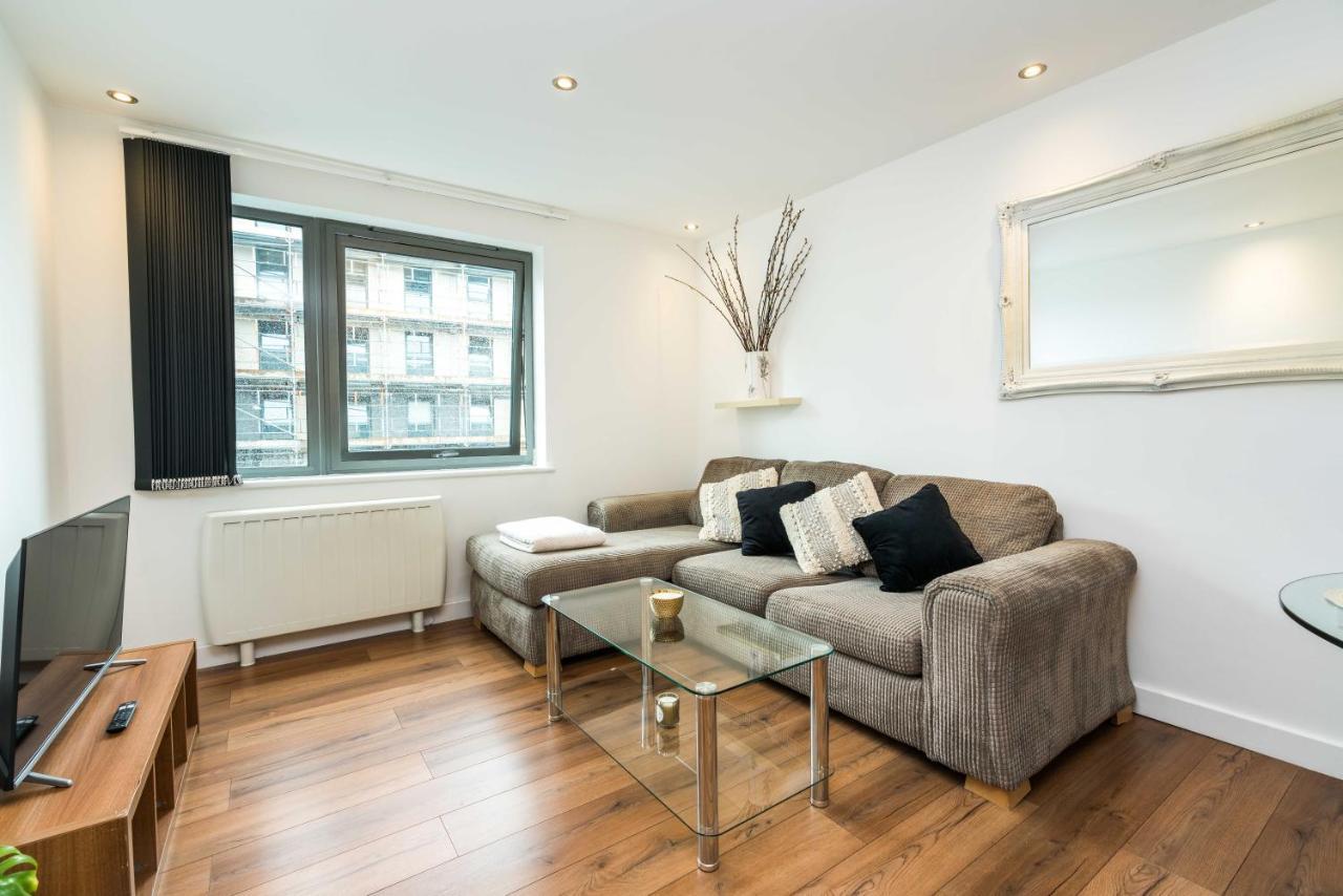 Fast Internet One Bedroom Apartment In Greater London, Id Required Exteriér fotografie